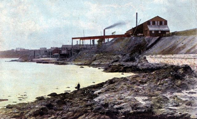 The Abden Shipyard 1905 - the gantry built from the Tay Bridge can be seen. The Abden Shipyard 1905 - the gantry built from the Tay Bridge can be seen.